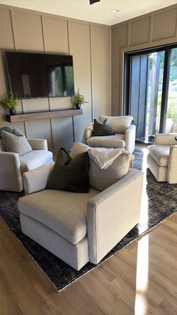 Crate and Barrel Set of 4 Cream Upholstered Accent Chairs