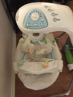 Fisher-Price My Little Lamb Cradle Cradle ‘N Swing With Music