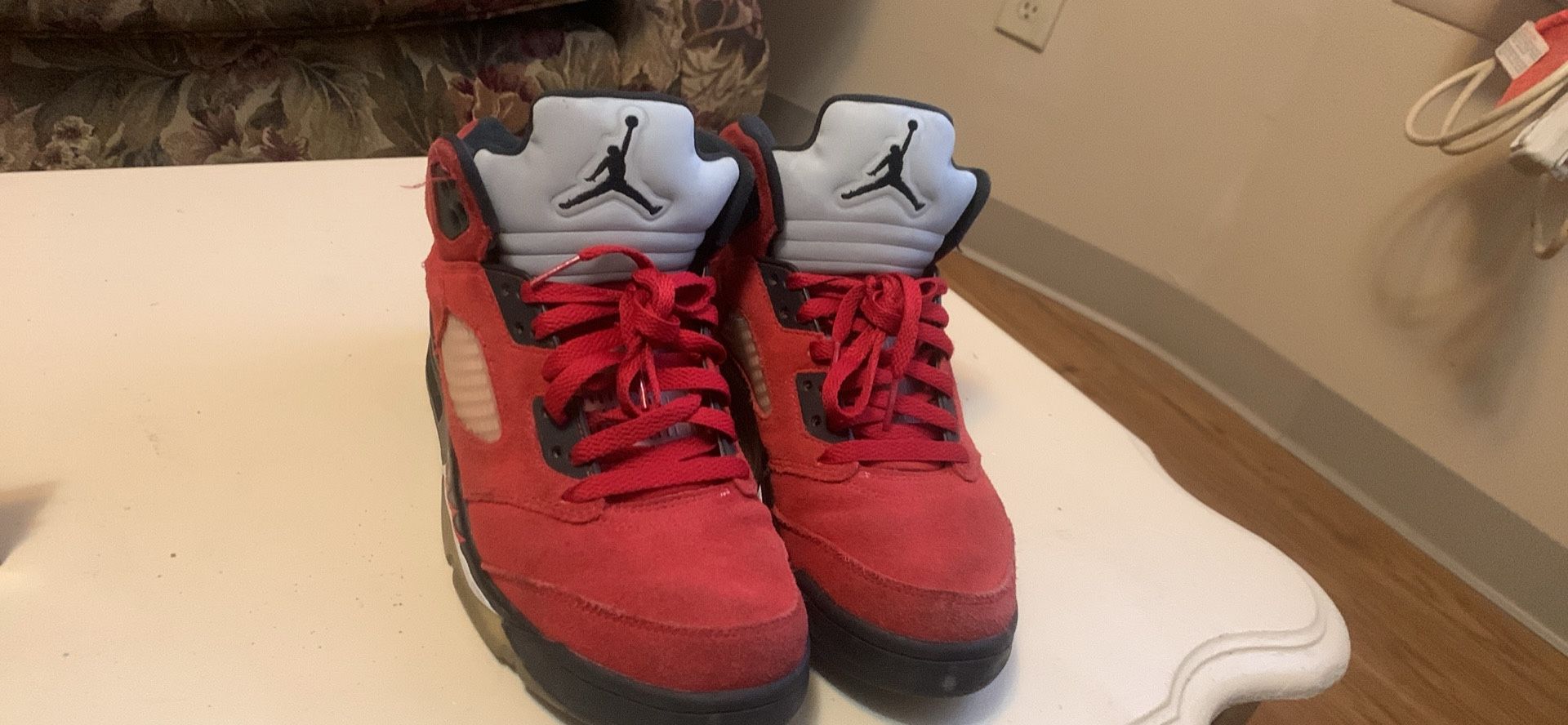 Jordan Retro Five Size 8.5