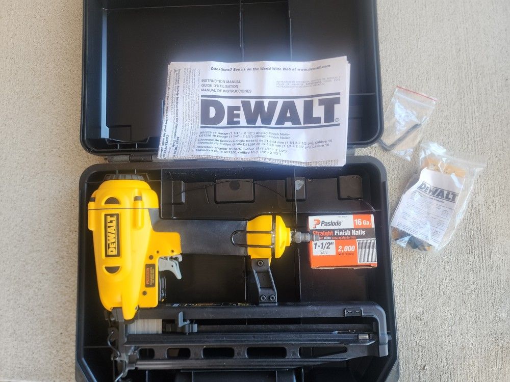*** DEWALT NAILER ***