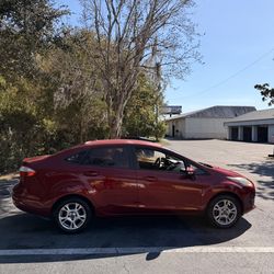 2015 Ford Fiesta