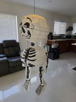 Hanging Skeleton Halloween Decoration