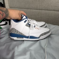 Jordan 3 Retro Wizards Size 7.5