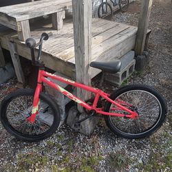 GT Berm bmx