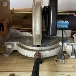 Delta 10” Compound Power Miter Saw