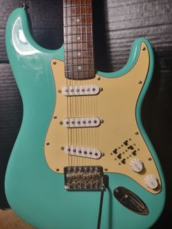 Six Switch Squier Fender Guitar EXC Pro fret-level setup Spa perfect now 299!