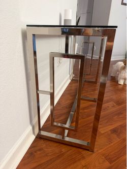 Glass entry table