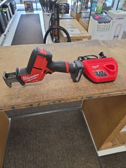 Milwaukee M12 Fuel Brushless Hackzall