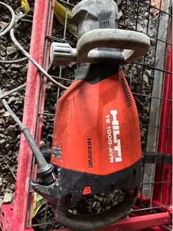 Hilti TE-1000 AVR demolition hammer