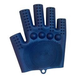Grooming glove