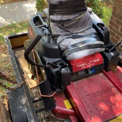 Toro Zero Turn Lawn Mower 