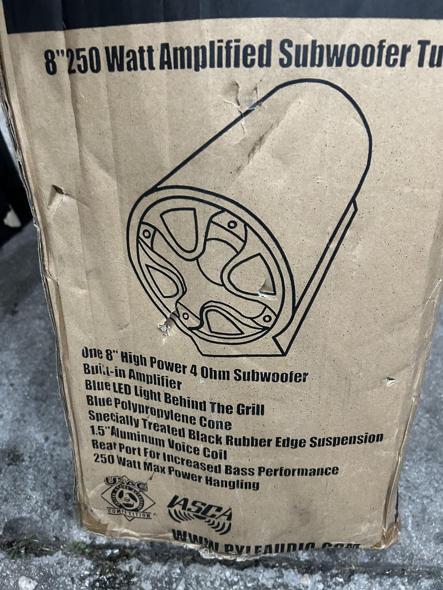 PYLE PLTAB8 - 8-Inch 250 Watt Amplified Subwoofer Tube