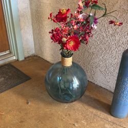 Flower vase