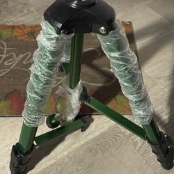 Tripod for sprinkler brand new