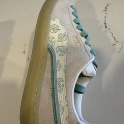 Animal Crossing X Puma Suede Size 6