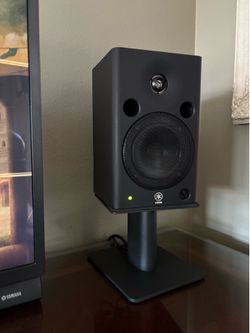 Pair of Yamaha msp5 studio monitors