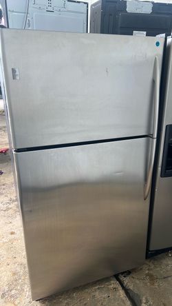 GE Profile Stainless Steel Top-Freezer Refrigerator