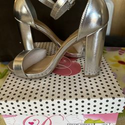Heels Size 6