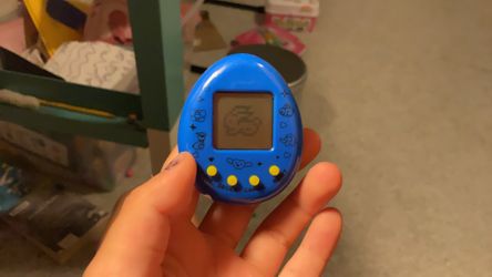 Pet thingy like tamagotchi