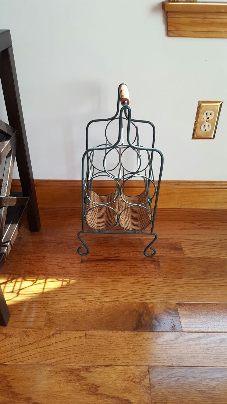 Wine rack $10