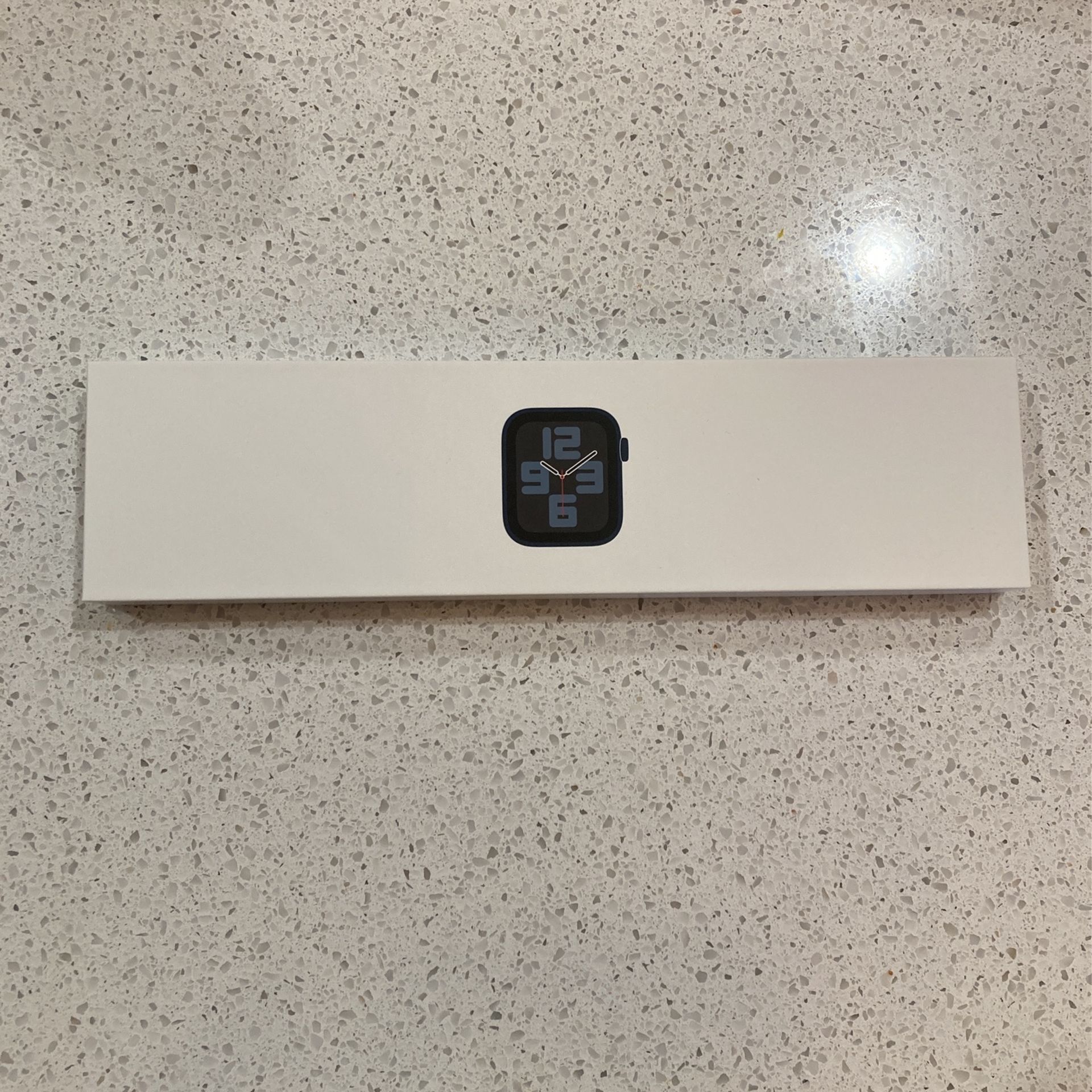 Apple Watch SE (2nd Gen - GPS/Cellular) With Sport Watch Band