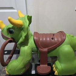 Rideamals Triceratops  Dinosaur