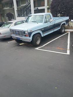 1986 F-250 Bullnose Ford