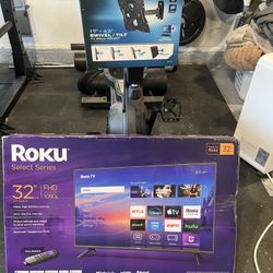 32” TV With Swivel Tilt tv Mount