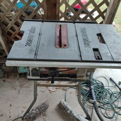 Skilsaw Table Saw