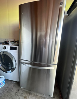 Energy Efficient Bottom Freezer Fridge