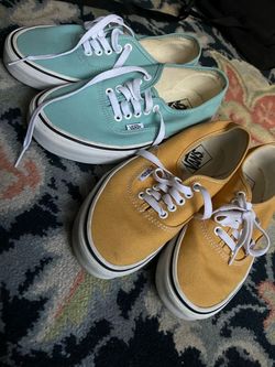 Vans women tennis shoes size 8