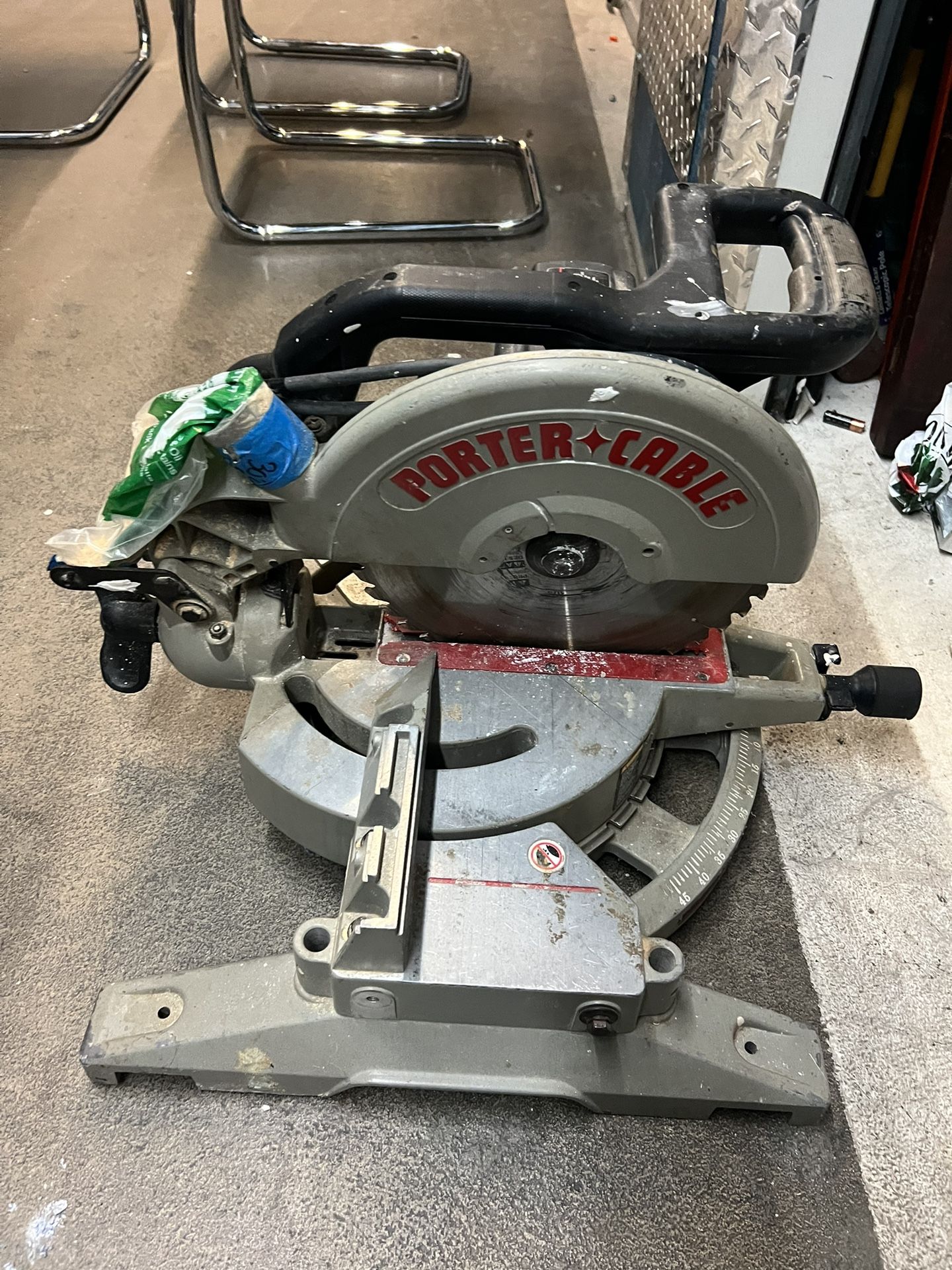 Porter Cable Model 3802 E98179 12' Compound Miter Saw