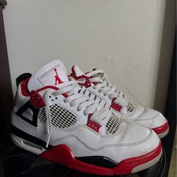 JORDAN 4 FIRE RED