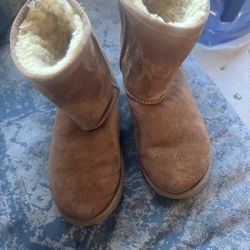 Girls Boots Size 3