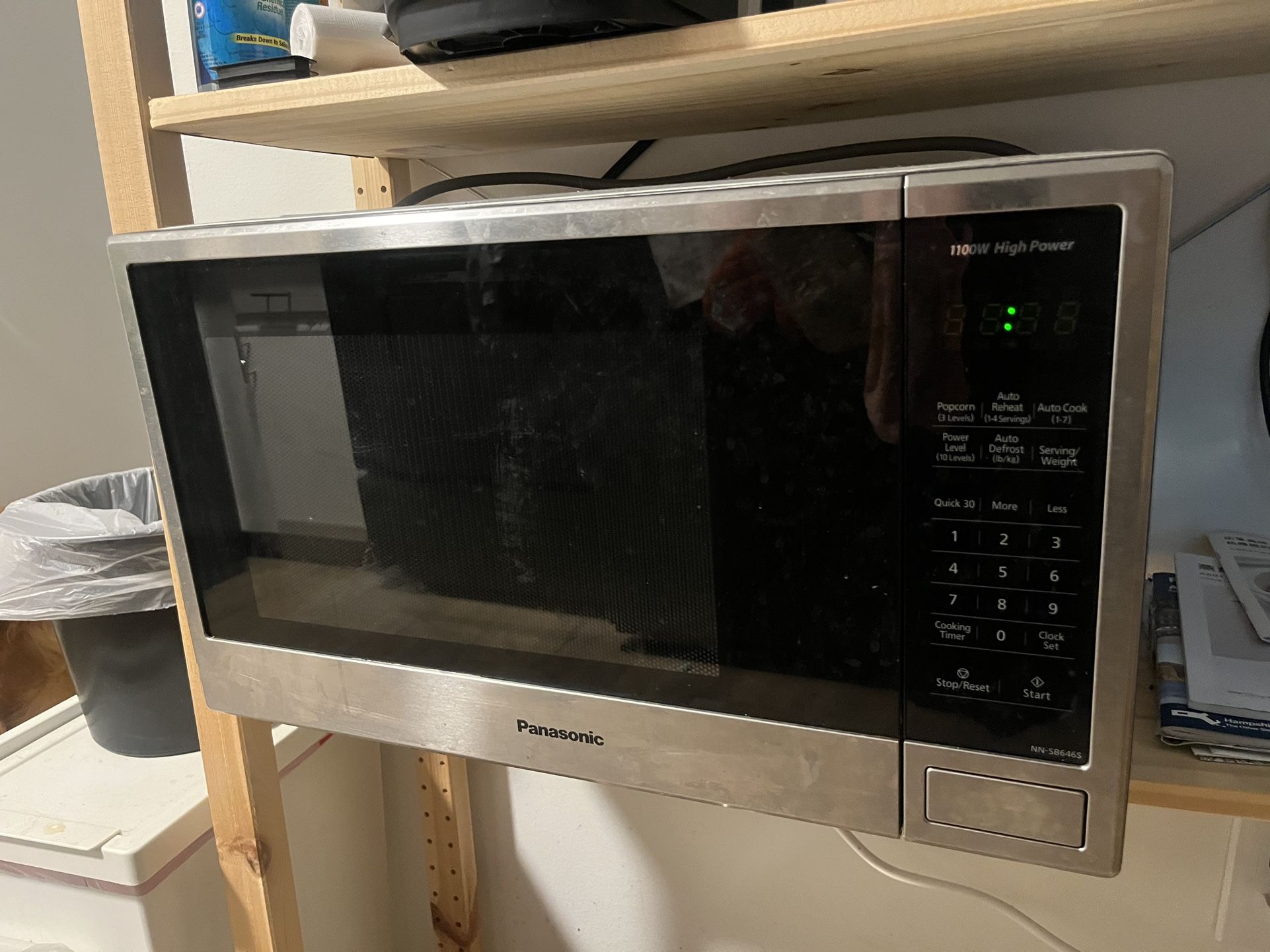 Panasonic Microwave 1100w