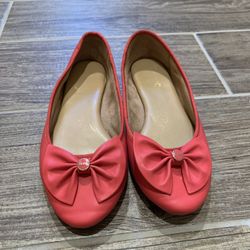 Women’s Flat Slip-on (Size 8)