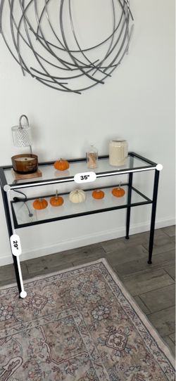 Accent table