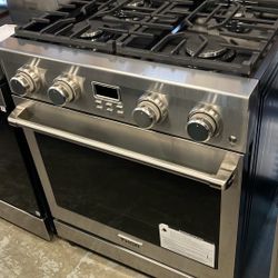 💥Big Savings💥A Series 30 in. 4-Burners Free-Standing Contemporary Gas Range in Stainless Steel