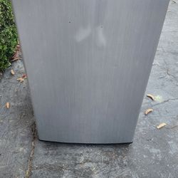 Magic Chef Mini Refrigerator