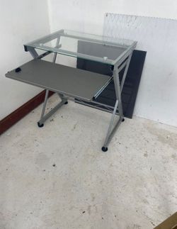 Modern Computer Desk