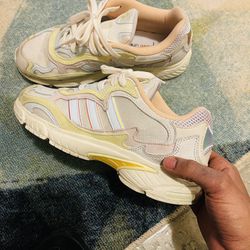 ADIDAS TEMPER RUN PRIDE Sz 9.5