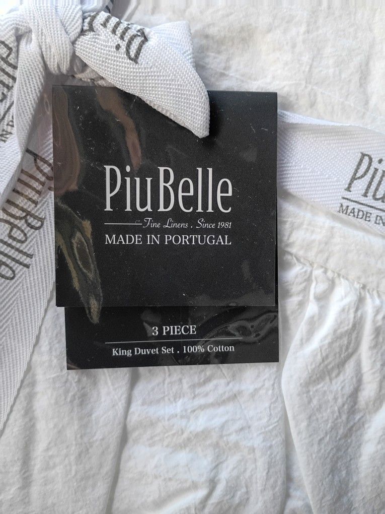 PiuBelle 3-Pc Duvet Cover Set - NEW in Package, White 100% Cotton. Made In Portugal
