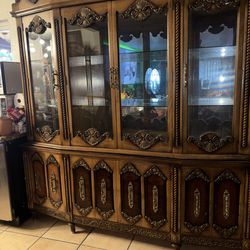 Dinning table with matching china