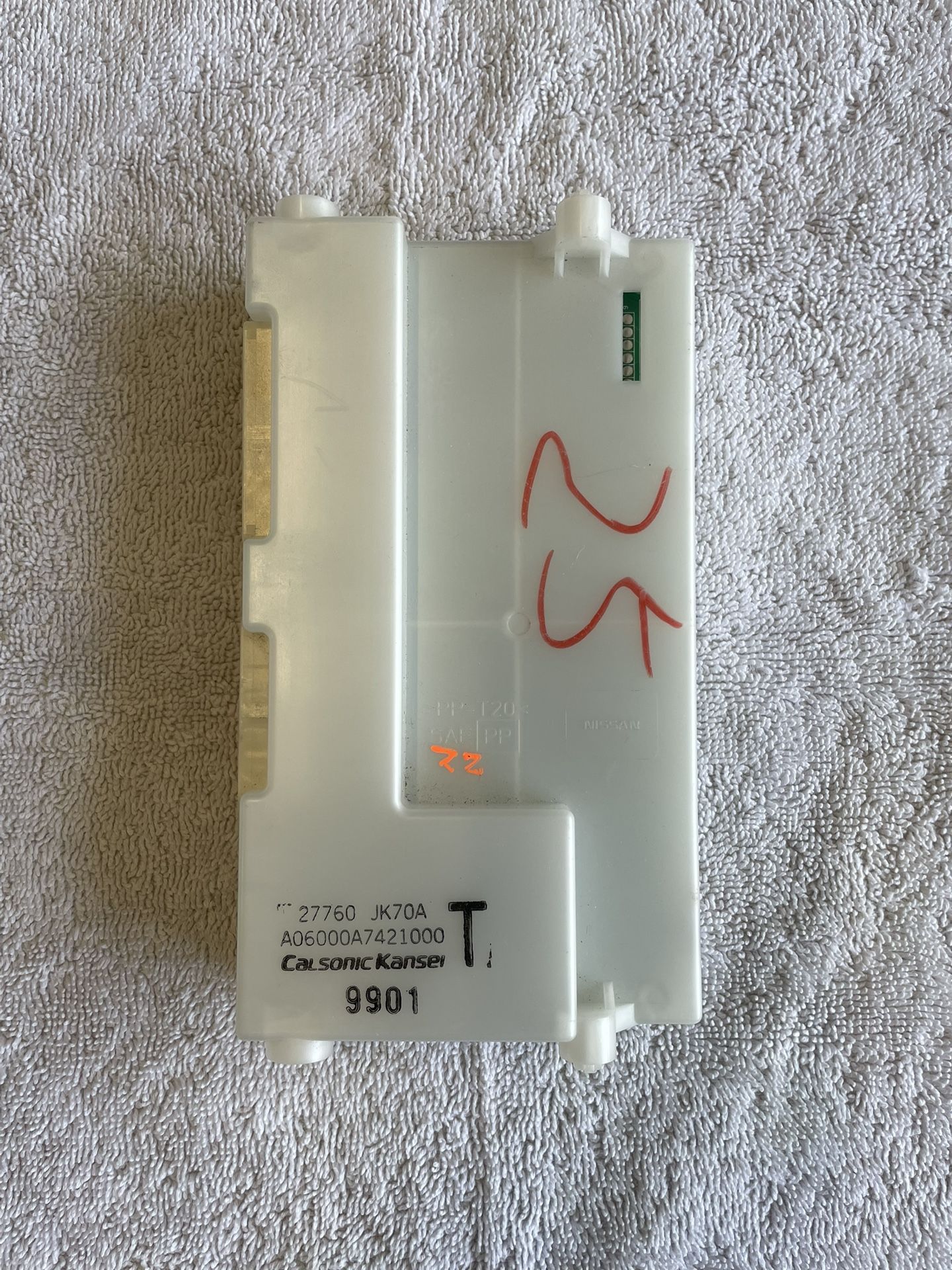 Infiniti G37 AC Amplifiers