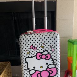 Hello Kitty Suit Case 
