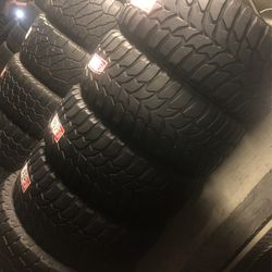 FULL SET 33 X12.50 R 20