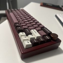 Custom Bluetooth Mechanical Keyboard with Lubed Switches 