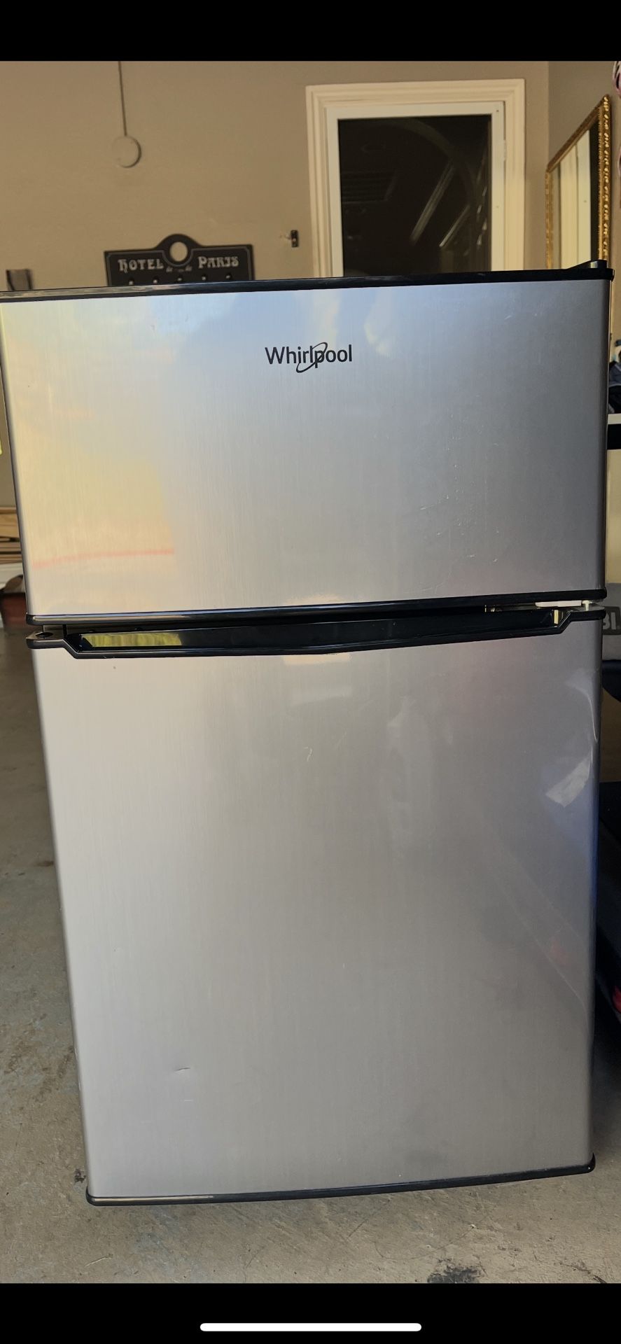 Whirlpool Mini Refrigerator