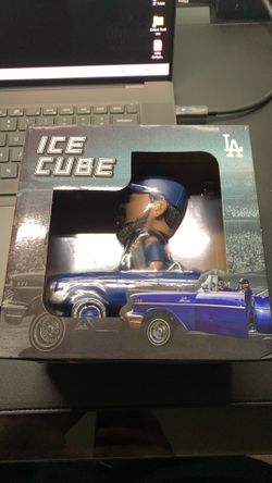 Ice Bobblehead