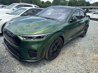 2025 Ford Mustang Mach-E